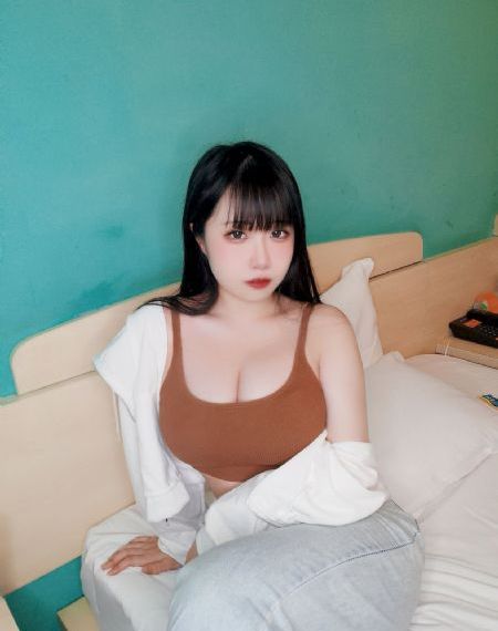 中国女兵性A片免费播放_超清日韩电影在线