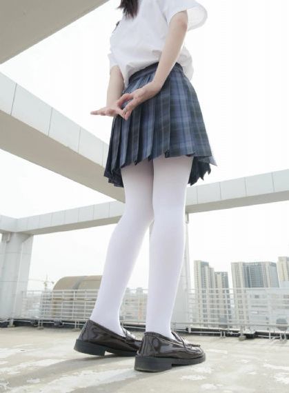 日韩美女乱淫免费看视频app_剧情片高清完整版
