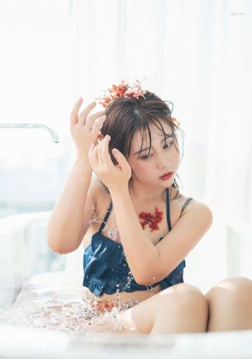 丰满的已婚妇被躁BD在线视频_BD韩语电影免费在线